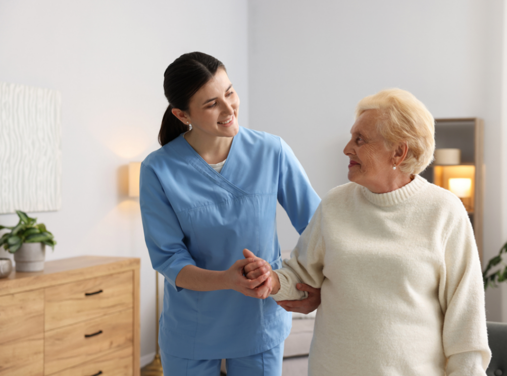 what is the difference between assisted living and memory care